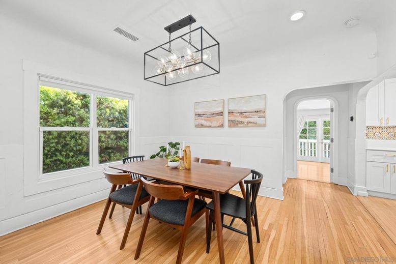 Dining room, Interior, Pendant Lights, Recessed Lighting, Wood Texture Flooring