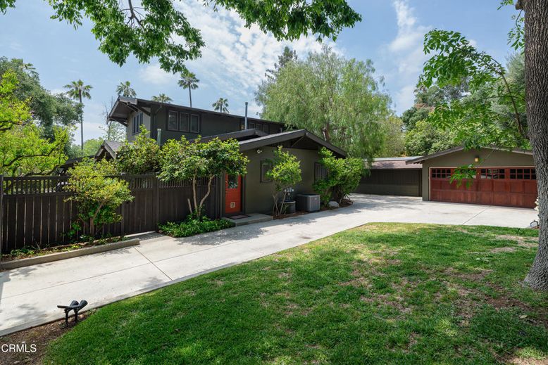 Backyard, Detached Garage, Exterior