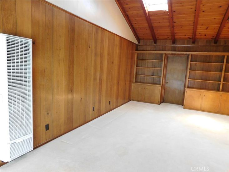 Empty room, Interior, Wooden Beams, Wooden Ceilings, Wooden Walls