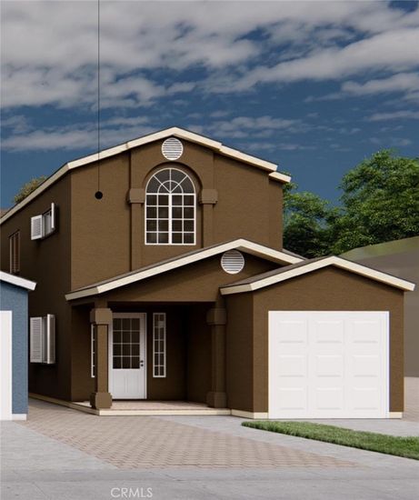 Attached, Exterior, Facade, Mediterranean
