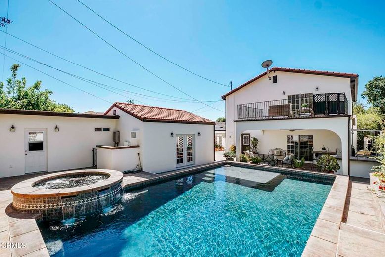 Exterior, Pool