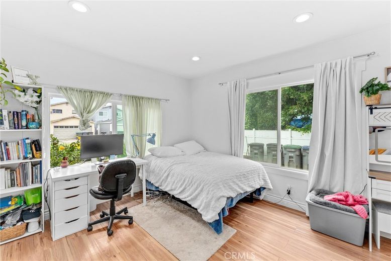 Bedroom, Home Office, Interior, Recessed Lighting, Wood Texture Flooring