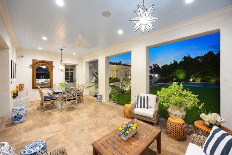 Dining room, Exterior, Pendant Lights, Recessed Lighting