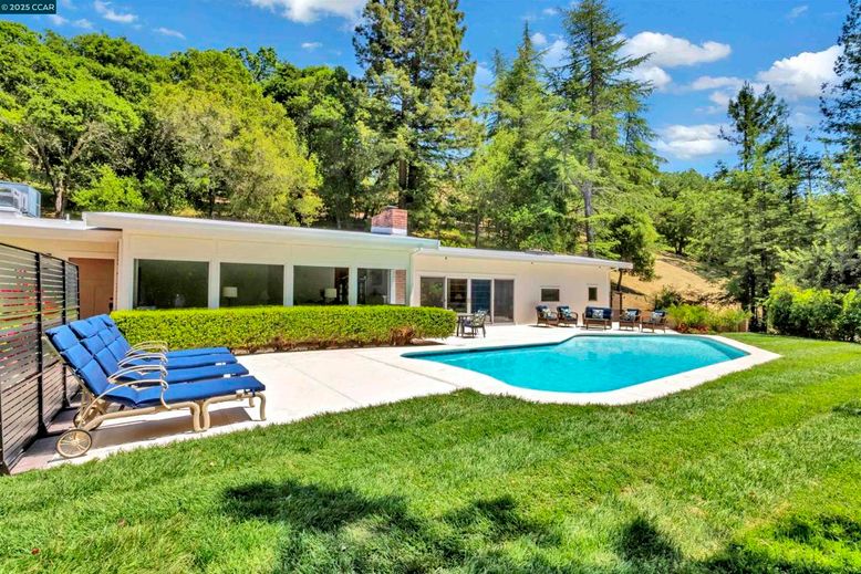 Backyard, Exterior, Pool