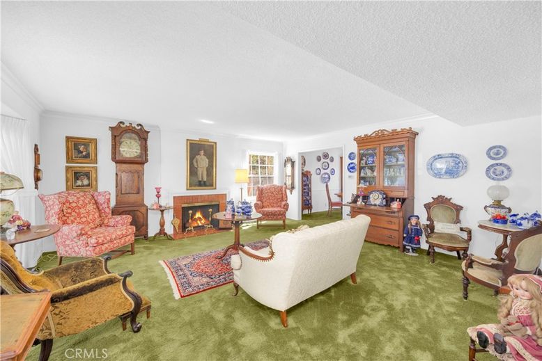 Fireplace, Interior, Living room