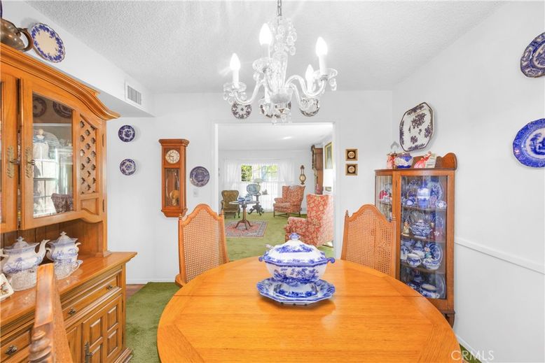 Chandelier, Dining room, Interior