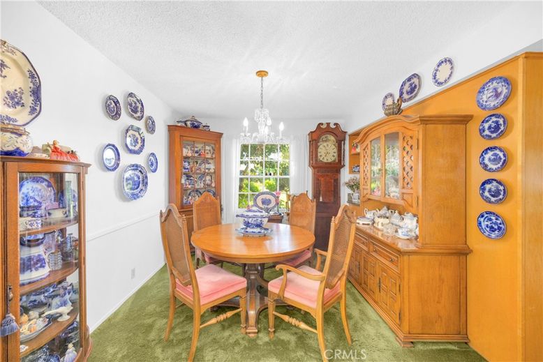 Chandelier, Dining room, Interior