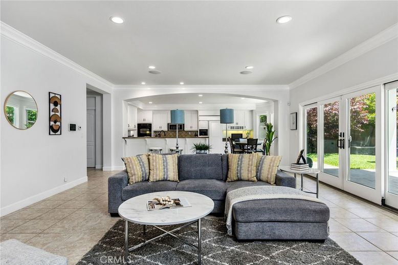 Dining room, Interior, Kitchen, Living room, Recessed Lighting, Stainless Steel Appliances