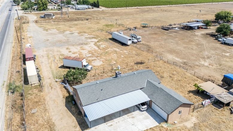 Exterior, Drone