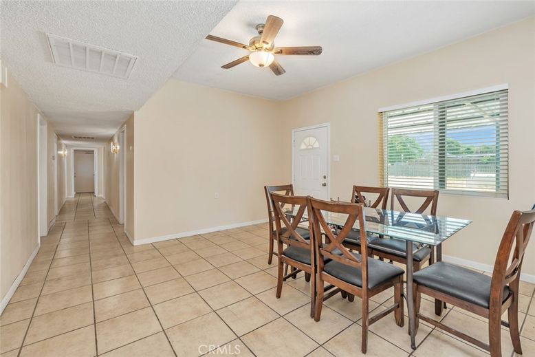 Dining room, Interior