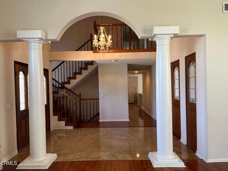 Chandelier, Interior, Recessed Lighting, Wood Texture Flooring