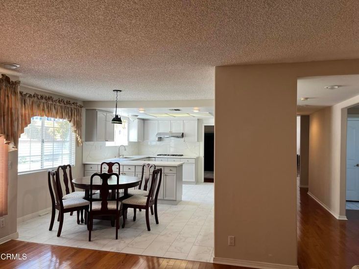 Dining room, Interior, Kitchen, Marble, Marble Walls, Pendant Lights, Wood Texture Flooring