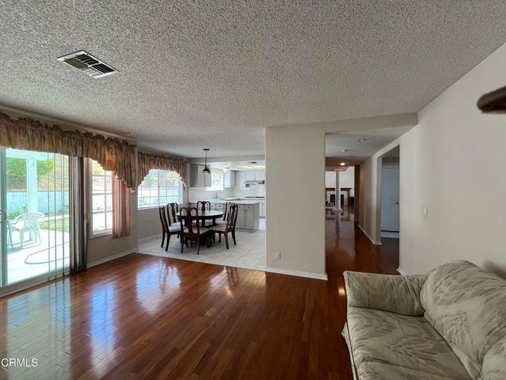 Dining room, Interior, Kitchen, Pendant Lights, Recessed Lighting, Wood Texture Flooring