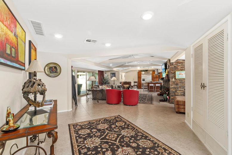 Dining room, Interior, Living room, Recessed Lighting, Stone Walls