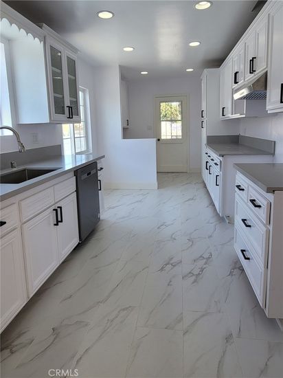 Interior, Kitchen, Marble, Recessed Lighting