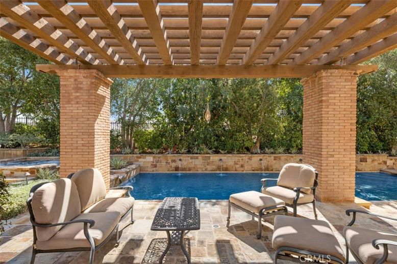 Exterior, Fireplace, Pool