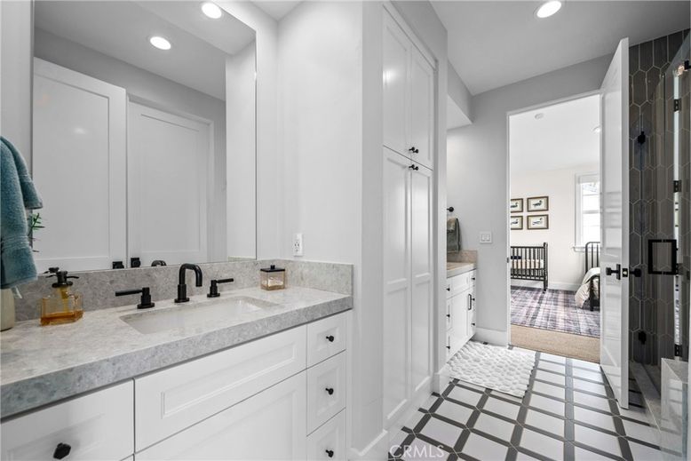 Bathroom, Bedroom, Dual Sink Vanities, Interior, Recessed Lighting