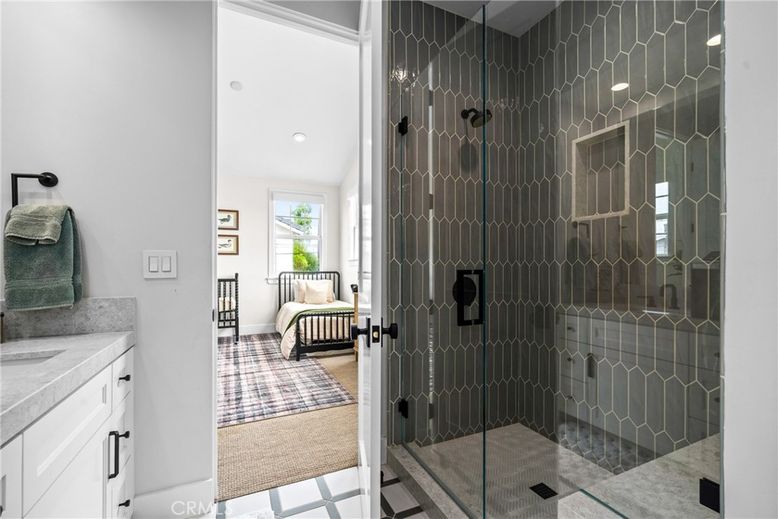 Bathroom, Bedroom, Glass Shower, Interior, Recessed Lighting
