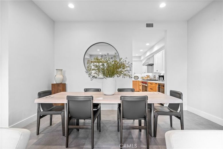Dining room, Interior, Kitchen, Recessed Lighting
