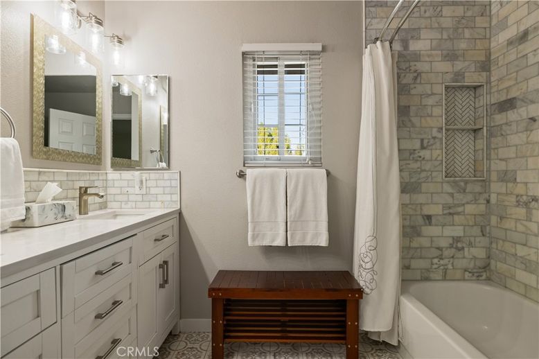 Bathroom, Interior, Stone Walls