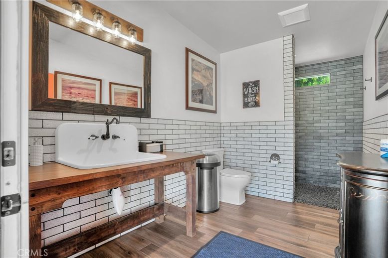 Bathroom, Interior, Stone Walls, Wood Texture Flooring