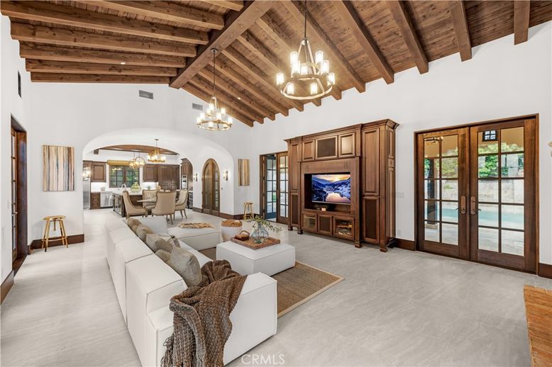 Chandelier, Dining room, Interior, Living room, Pendant Lights, Wooden Beams, Wooden Ceilings
