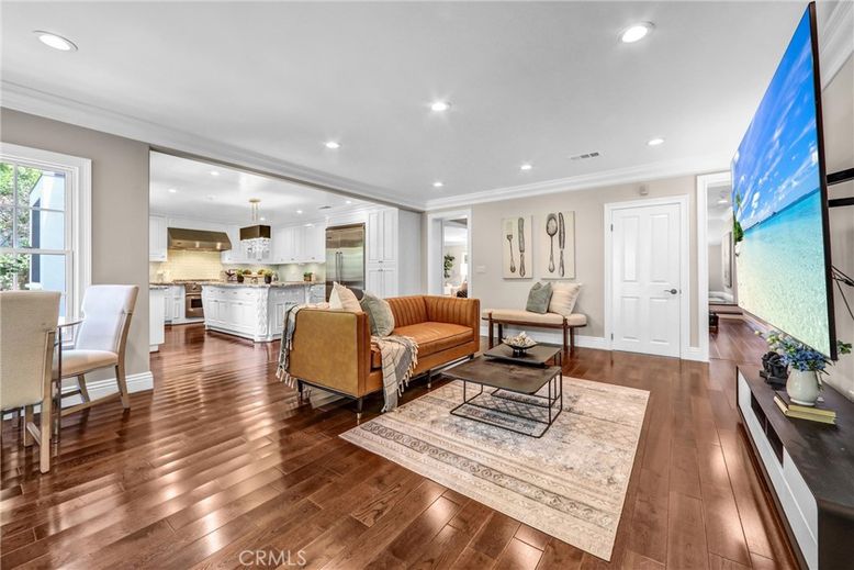 Dining room, Interior, Kitchen, Living room, Pendant Lights, Recessed Lighting, Wood Texture Flooring