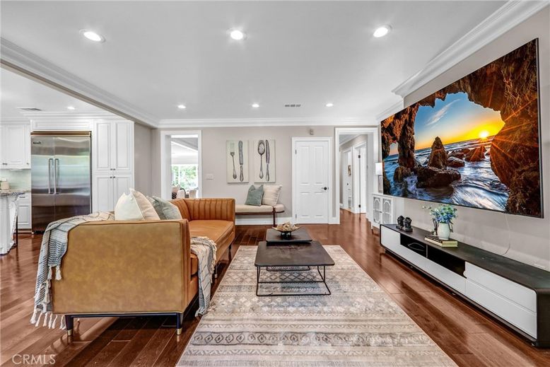 Interior, Living room, Recessed Lighting, Stainless Steel Appliances, Wood Texture Flooring