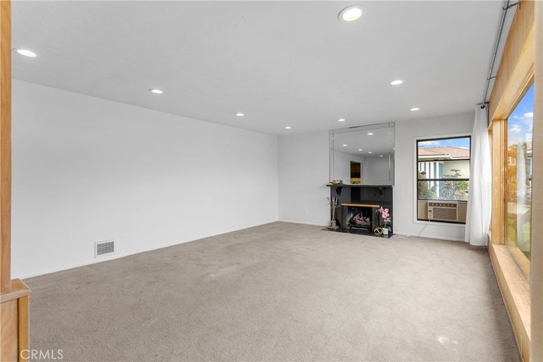 Empty room, Fireplace, Interior, Recessed Lighting