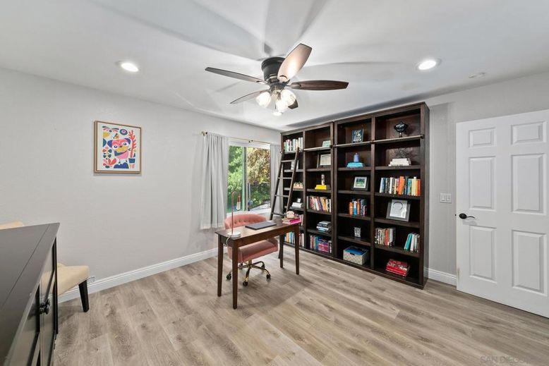 Home Office, Interior, Recessed Lighting, Wood Texture Flooring