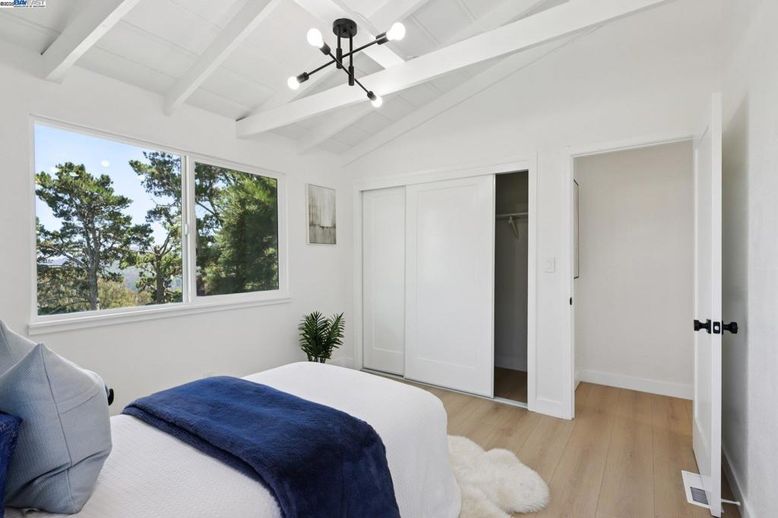 Bedroom, Interior, Pendant Lights, Wood Texture Flooring