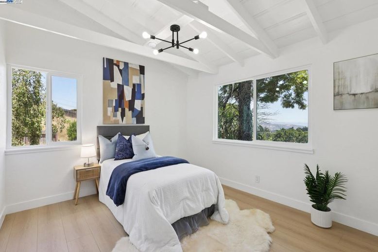 Bedroom, Interior, Pendant Lights, Wood Texture Flooring
