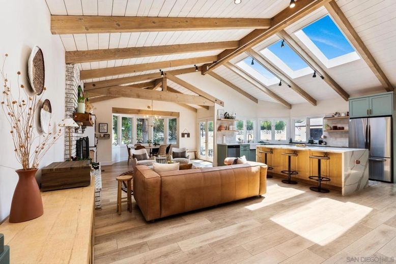 Dining room, Interior, Kitchen, Living room, Pendant Lights, Wooden Beams, Wood Texture Flooring