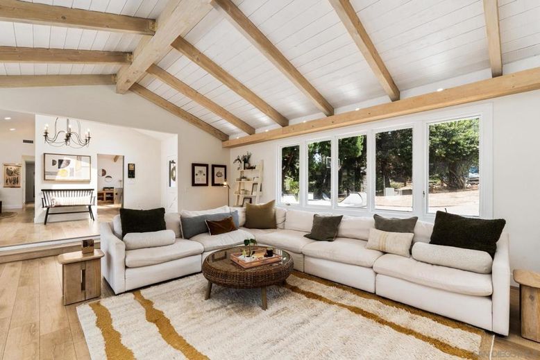 Chandelier, Interior, Living room, Recessed Lighting, Wooden Beams, Wood Texture Flooring