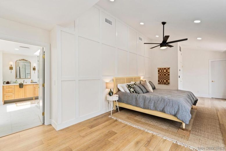 Bathroom, Bedroom, Interior, Recessed Lighting, Wood Texture Flooring