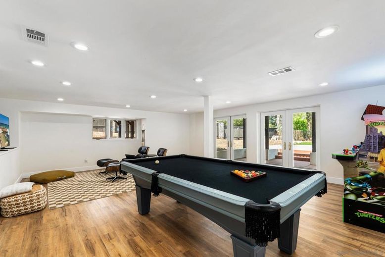 Billiard Table, Game Room, Interior, Recessed Lighting, Wood Texture Flooring