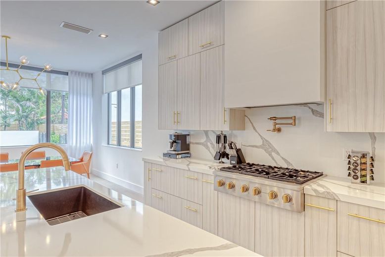 Interior, Kitchen, Pendant Lights, Recessed Lighting