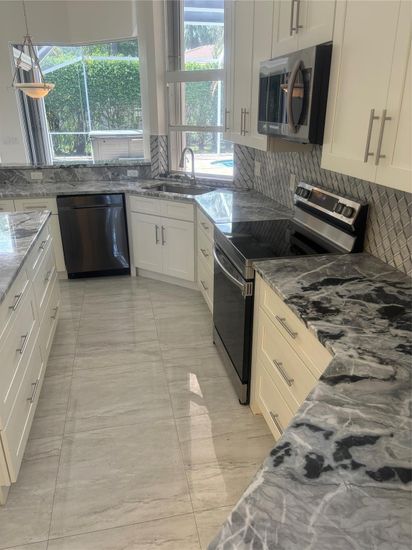 Interior, Kitchen, Pendant Lights, Stainless Steel Appliances