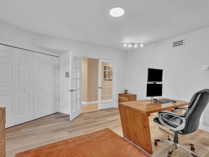 Home Office, Interior, Recessed Lighting, Wood Texture Flooring