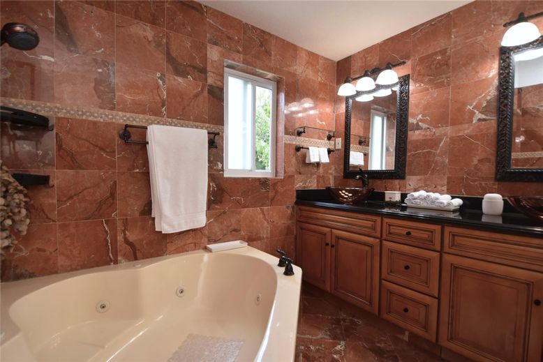Bathroom, Dual Sink Vanities, Free Standing Baths, Interior