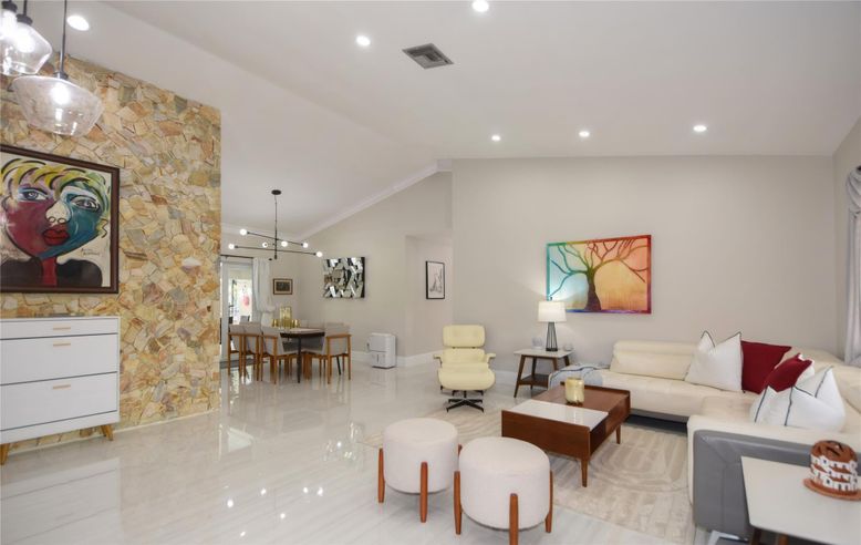 Dining room, Interior, Living room, Pendant Lights, Recessed Lighting, Stone Walls