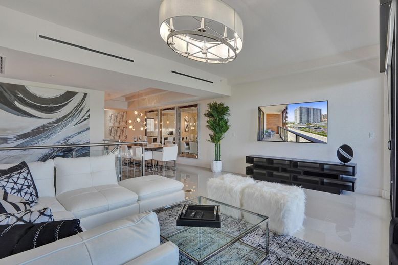 Dining room, Interior, Living room, Pendant Lights