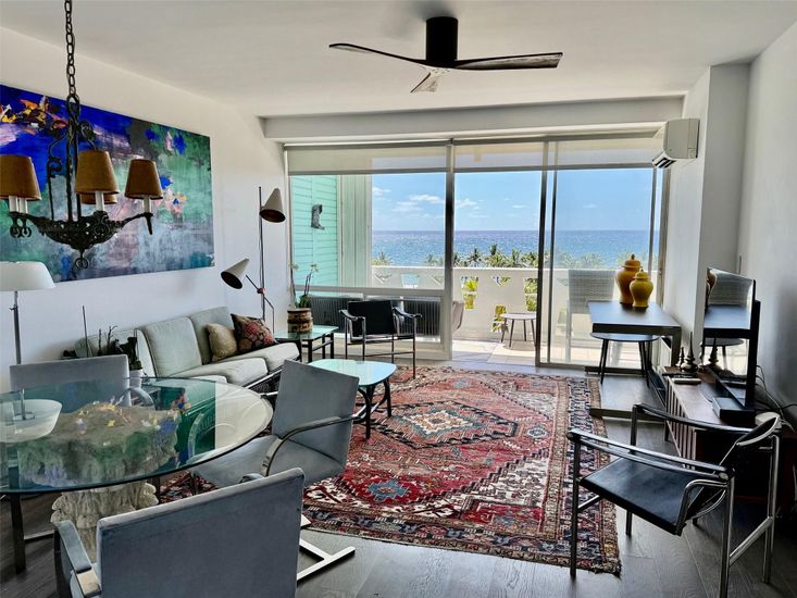Dining room, Interior, Living room, Water