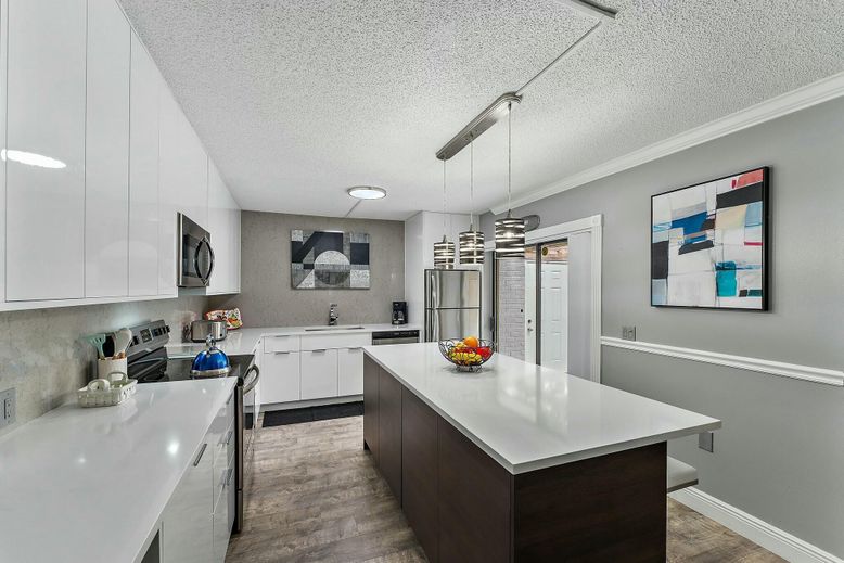 Interior, Kitchen, Pendant Lights, Recessed Lighting, Wood Texture Flooring