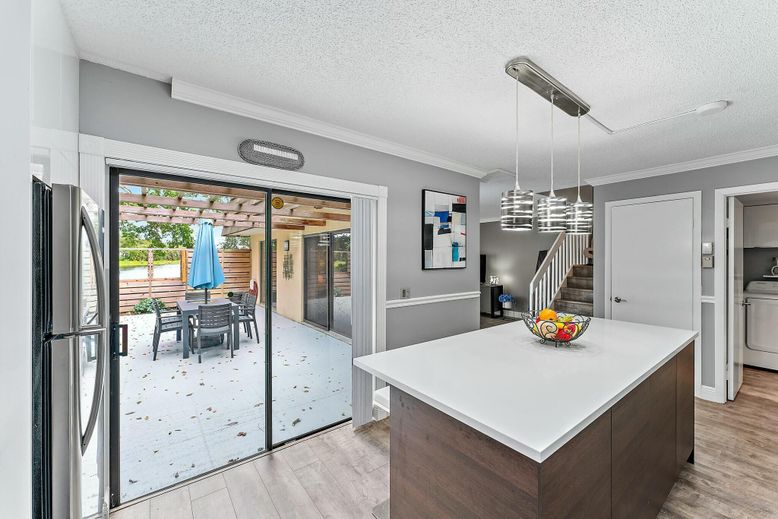 Dining room, Interior, Kitchen, Pendant Lights, Wood Texture Flooring