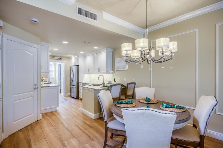 Chandelier, Dining room, Interior, Kitchen, Recessed Lighting, Wood Texture Flooring