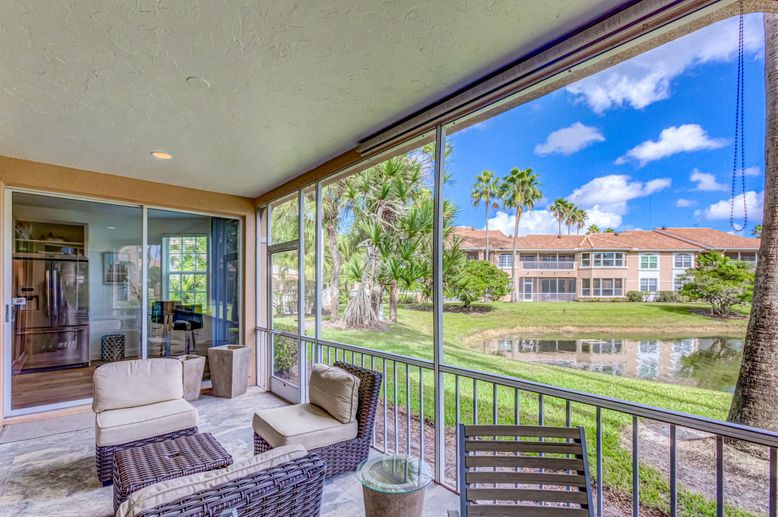 Interior, Sun Room, Water