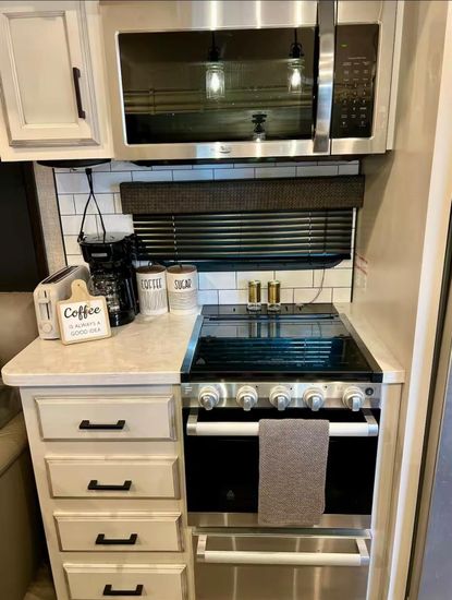 Interior, Kitchen, Stainless Steel Appliances