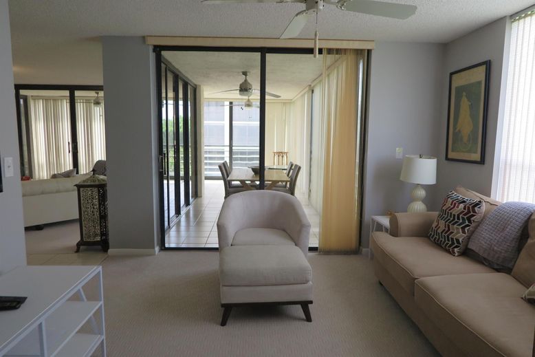 Dining room, Interior, Living room, Water