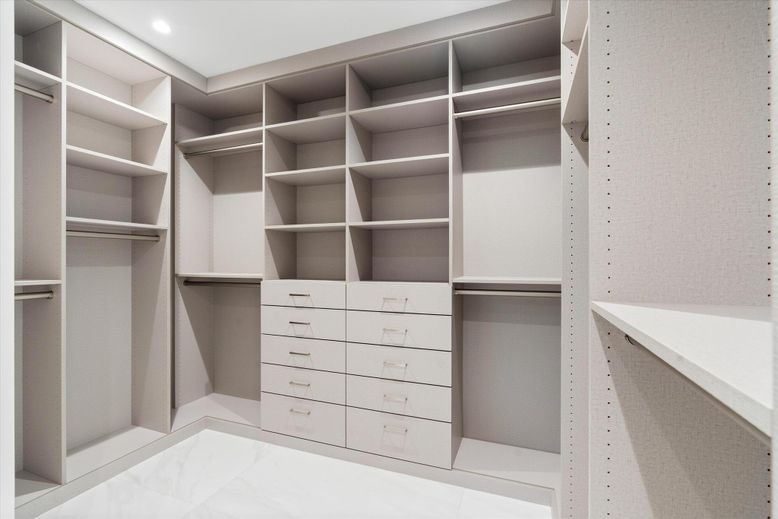 Interior, Recessed Lighting, Walk-in Closets